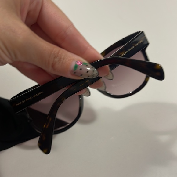Marc Jacobs sunglasses 🕶 - Picture 8 of 13